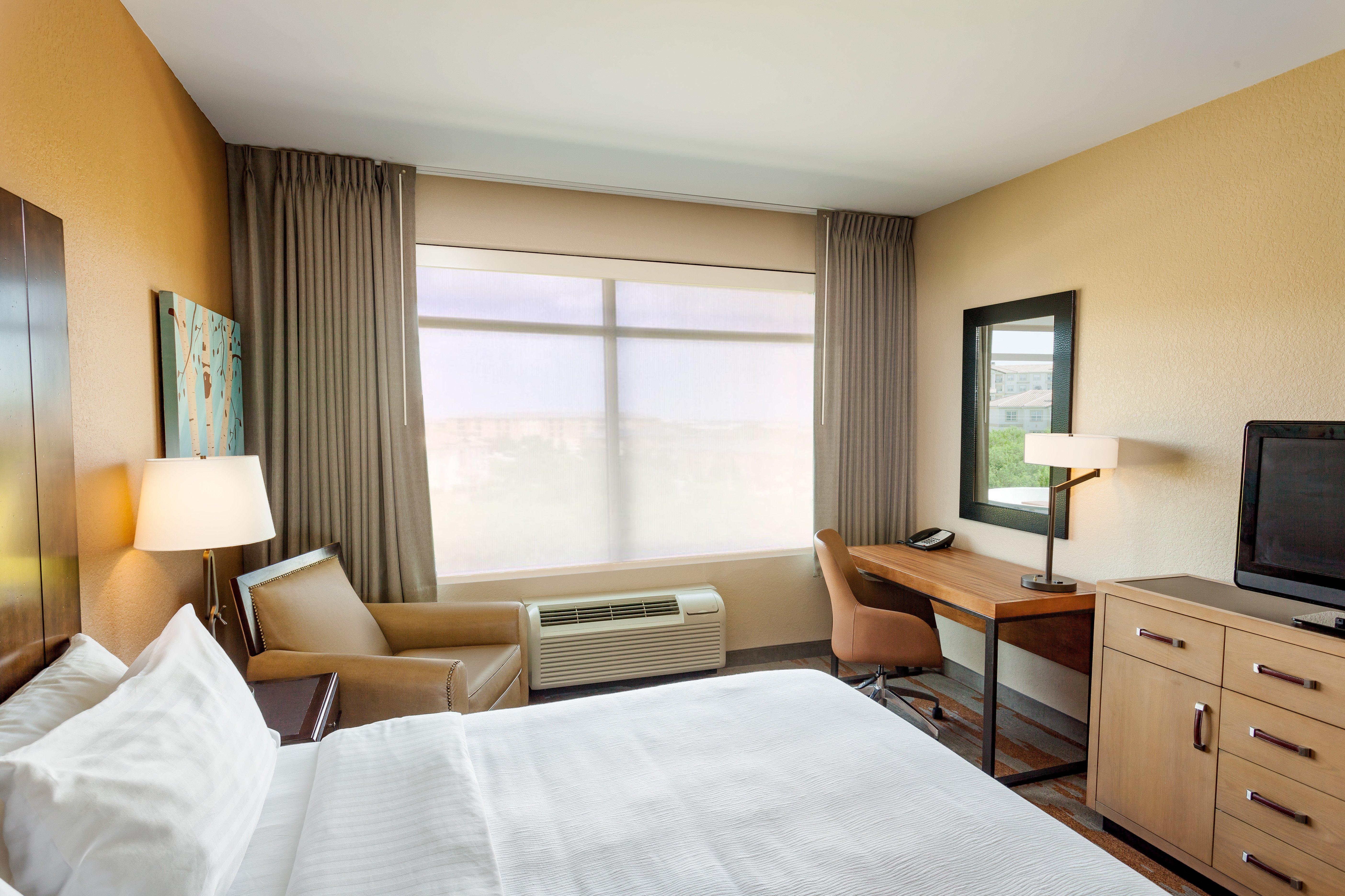 Holiday Inn San Antonio Northwest- Seaworld Area By Ihg Exterior photo