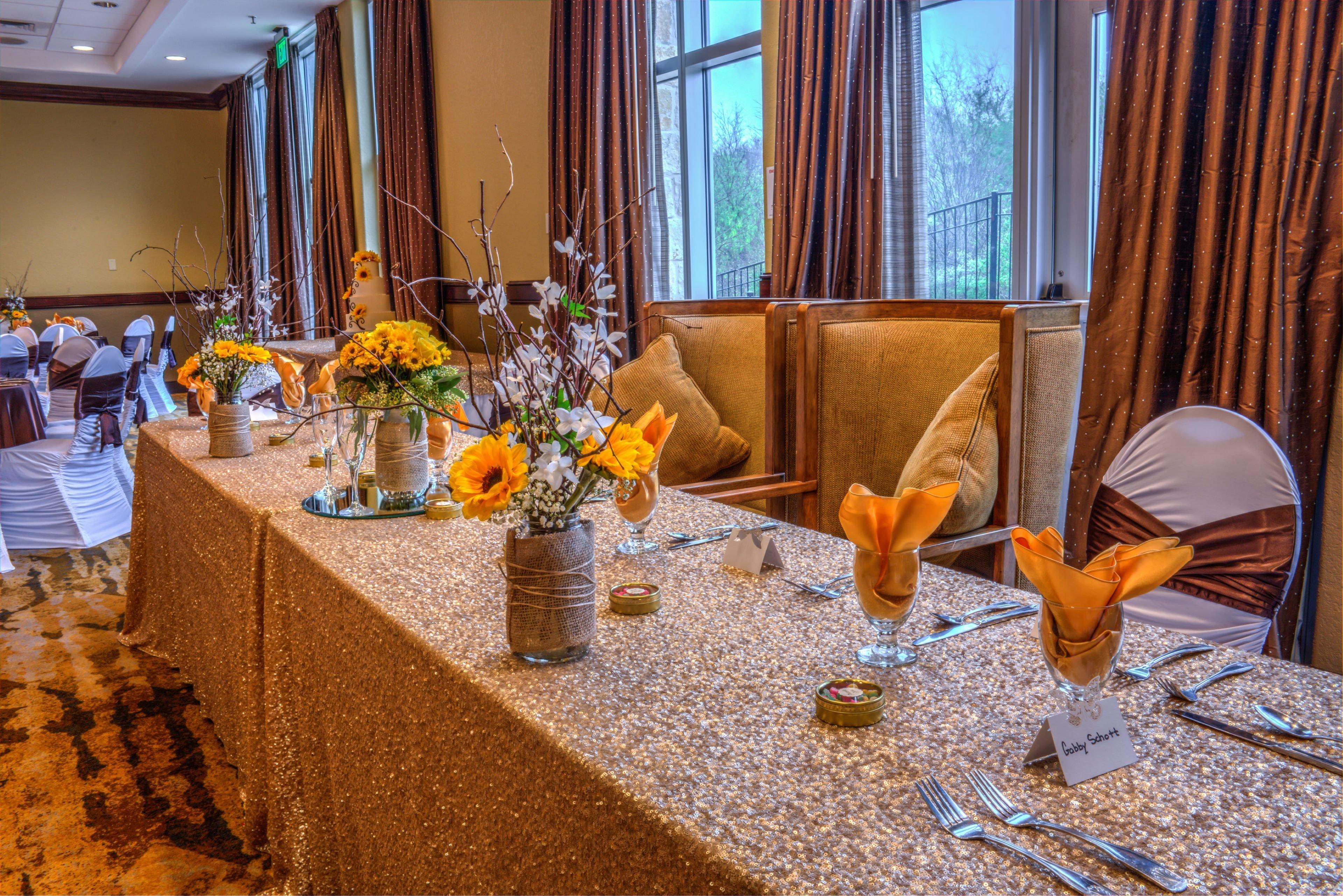 Holiday Inn San Antonio Northwest- Seaworld Area By Ihg Exterior photo