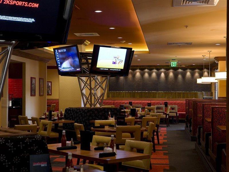 Holiday Inn San Antonio Northwest- Seaworld Area By Ihg Exterior photo